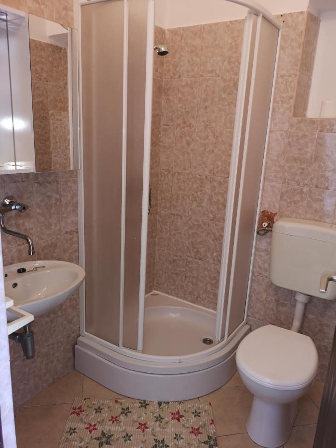 Apartments Martin Primosten Ngoại thất bức ảnh